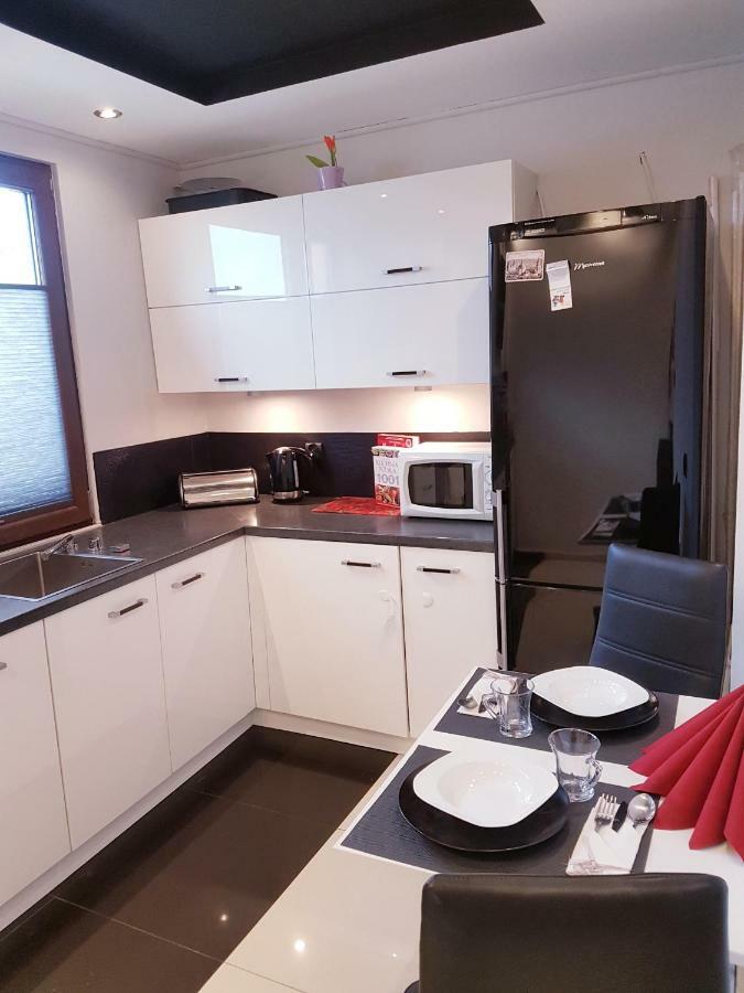 Sloneczny Apartment เคียลเซ ภายนอก รูปภาพ