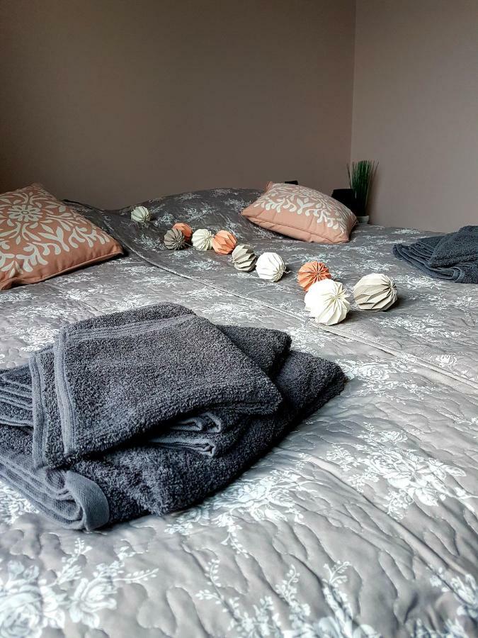 Sloneczny Apartment เคียลเซ ภายนอก รูปภาพ